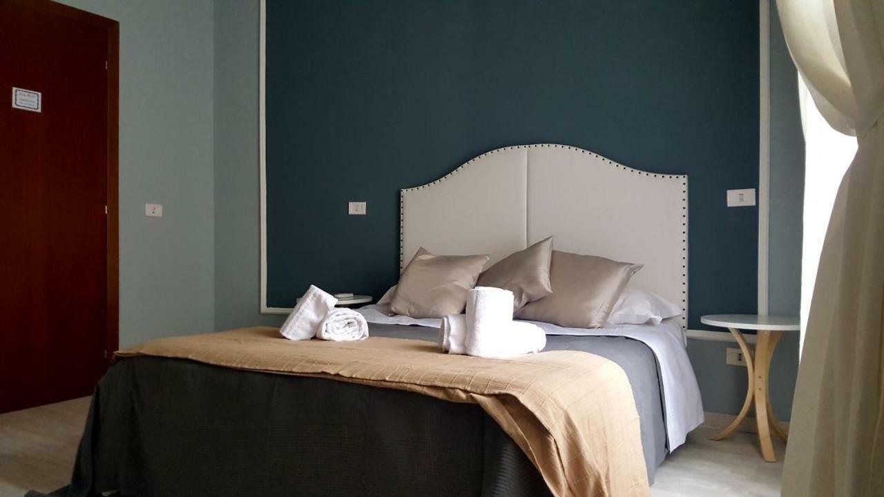 Magnolia Hotel Valmontone Buitenkant foto