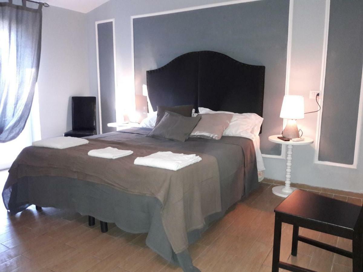 Magnolia Hotel Valmontone Buitenkant foto