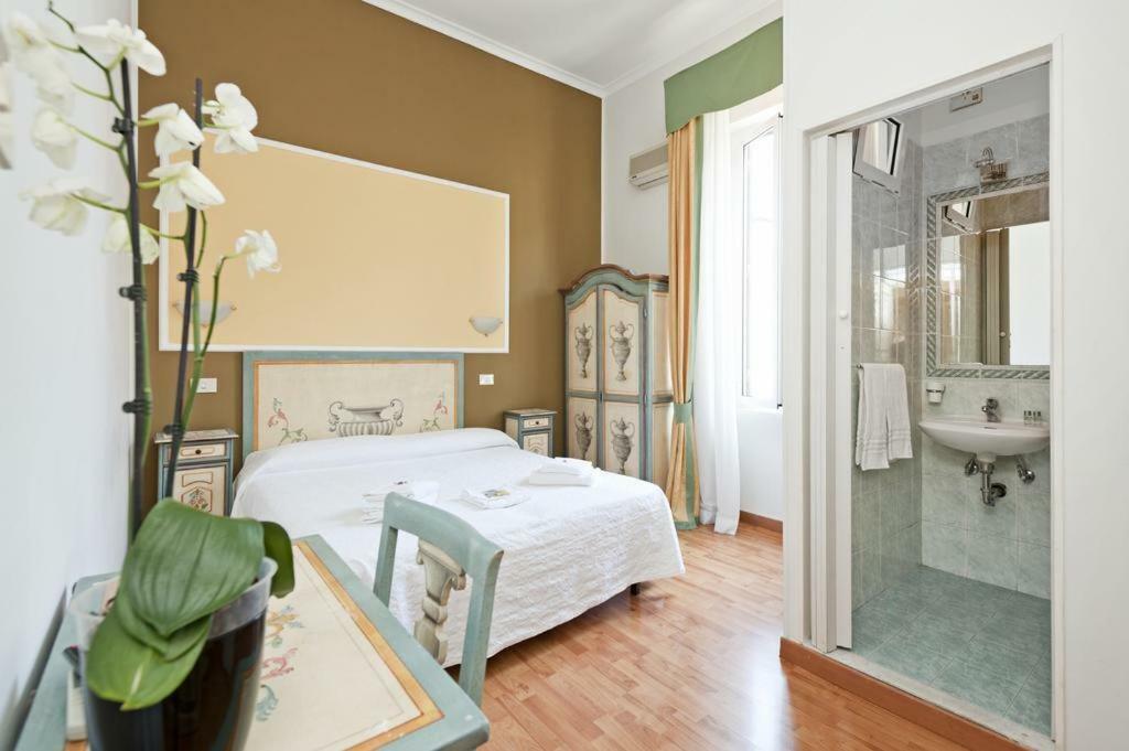 Magnolia Hotel Valmontone Buitenkant foto