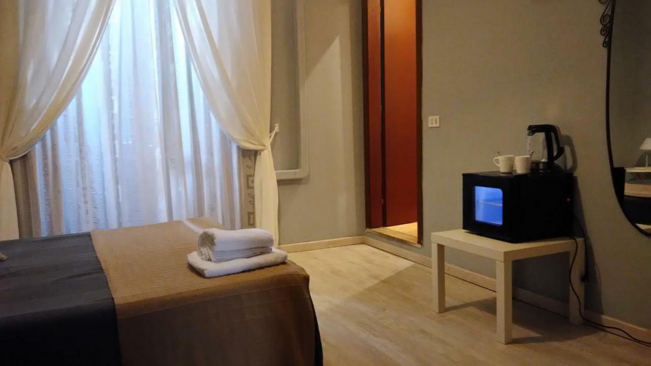 Magnolia Hotel Valmontone Buitenkant foto