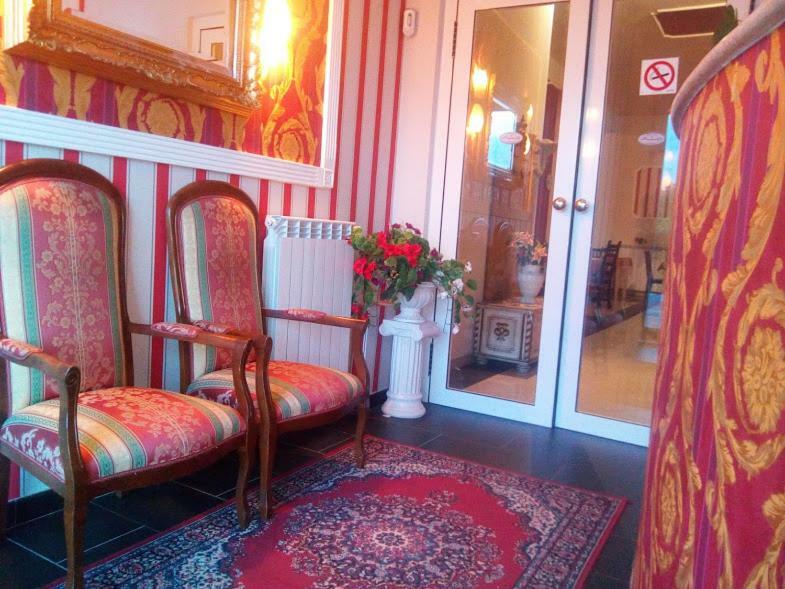 Magnolia Hotel Valmontone Buitenkant foto